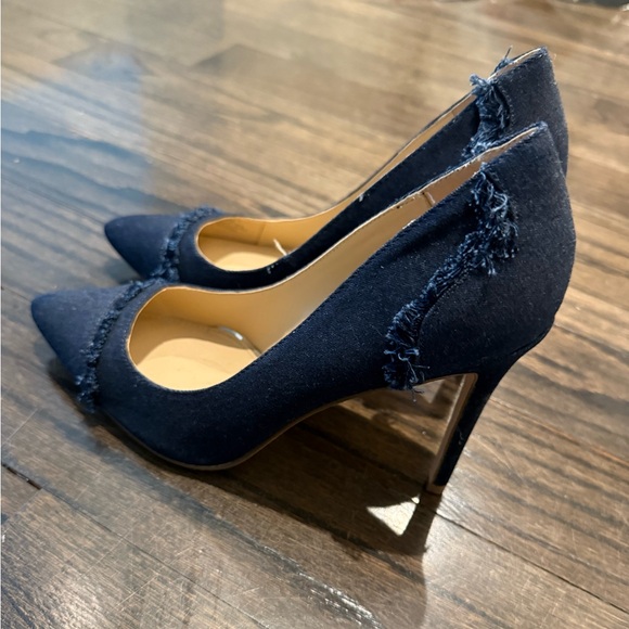Jessica Simpson Dark Blue Frayed Heels - Picture 1 of 8